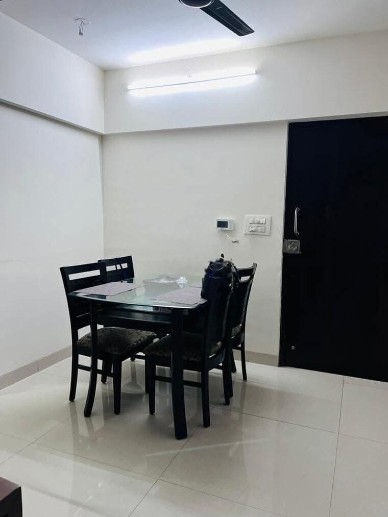 Dining area, hubtown-hillcrest 2 Bedroom 724 Sq.Ft. Apartment In Andheri East Mumbai 9330409