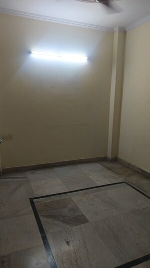 Room in 2 BHK Builder Floor at Patel Nagar – for Sale