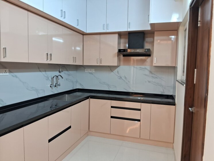 Kitchen, mrkr-meda-prestige 3 Bedroom 1678 Sq.Ft. Apartment In Miyapur Hyderabad 9330414