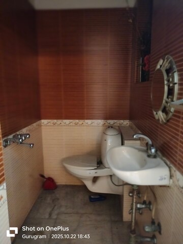 Bathroom in 2.5 BHK Builder Floor at Sector 31 – for Rent