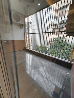 Balcony in 3 BHK Builder Floor at Chittaranjan Park – for Rent