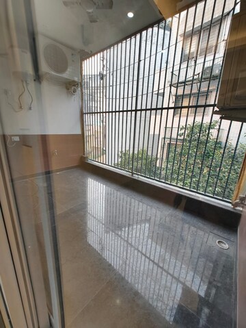Balcony in 3 BHK Builder Floor at Chittaranjan Park – for Rent