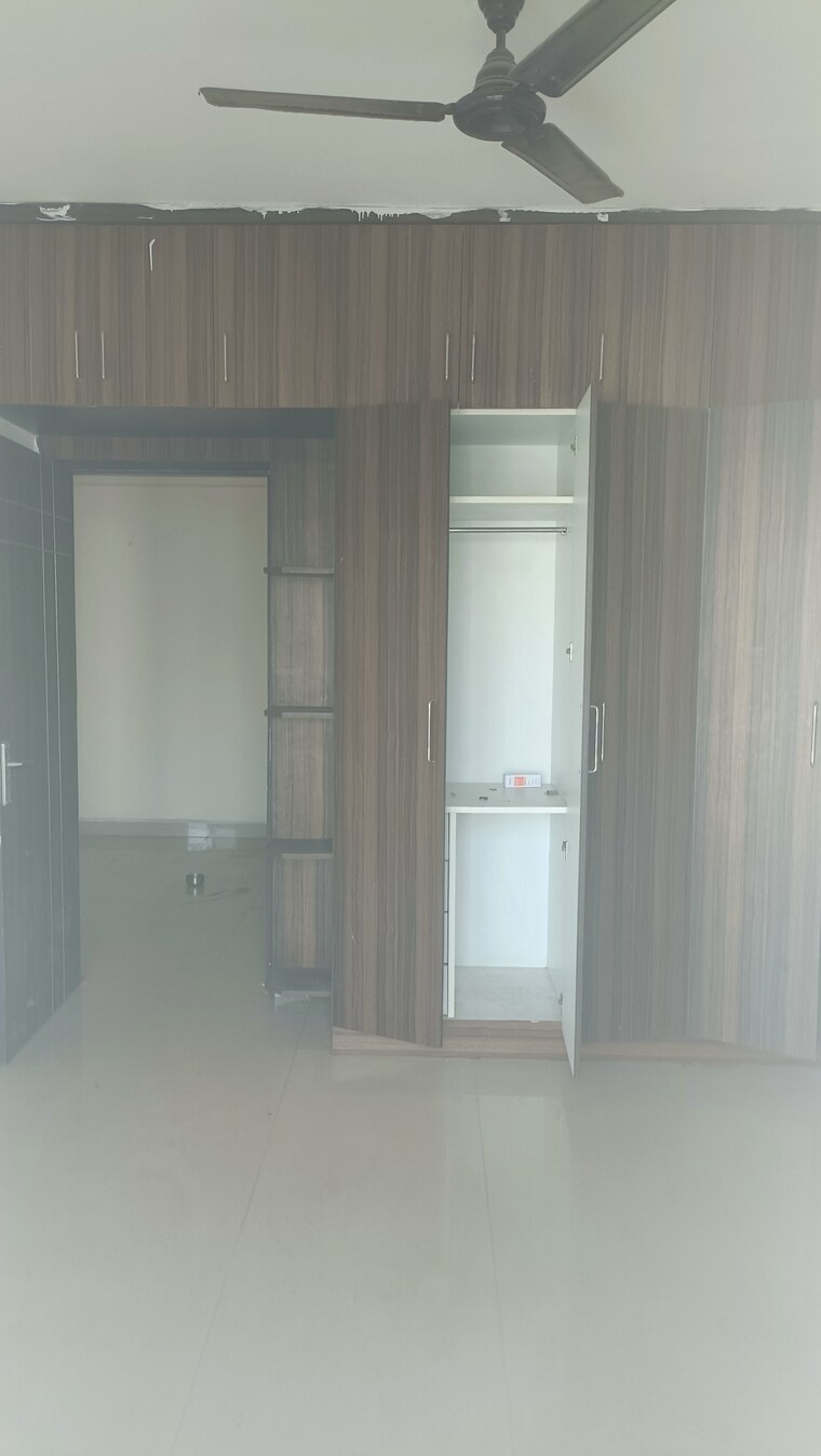 Room, aims-golf-city 2 Bedroom 1350 Sq.Ft. Apartment In Sector 75 Noida 9330444