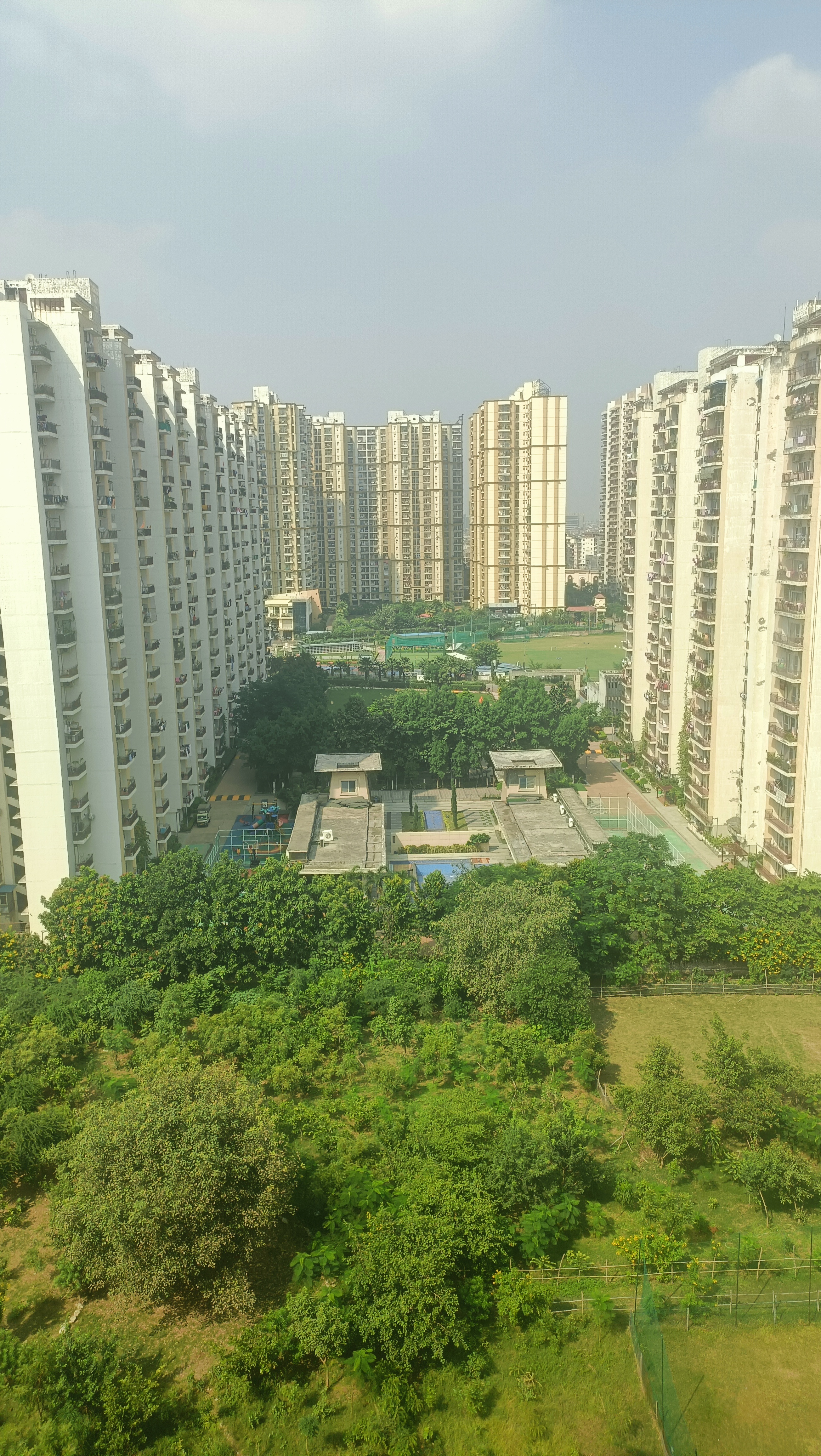 2 BHK Apartment For Rent in Aims Golf City