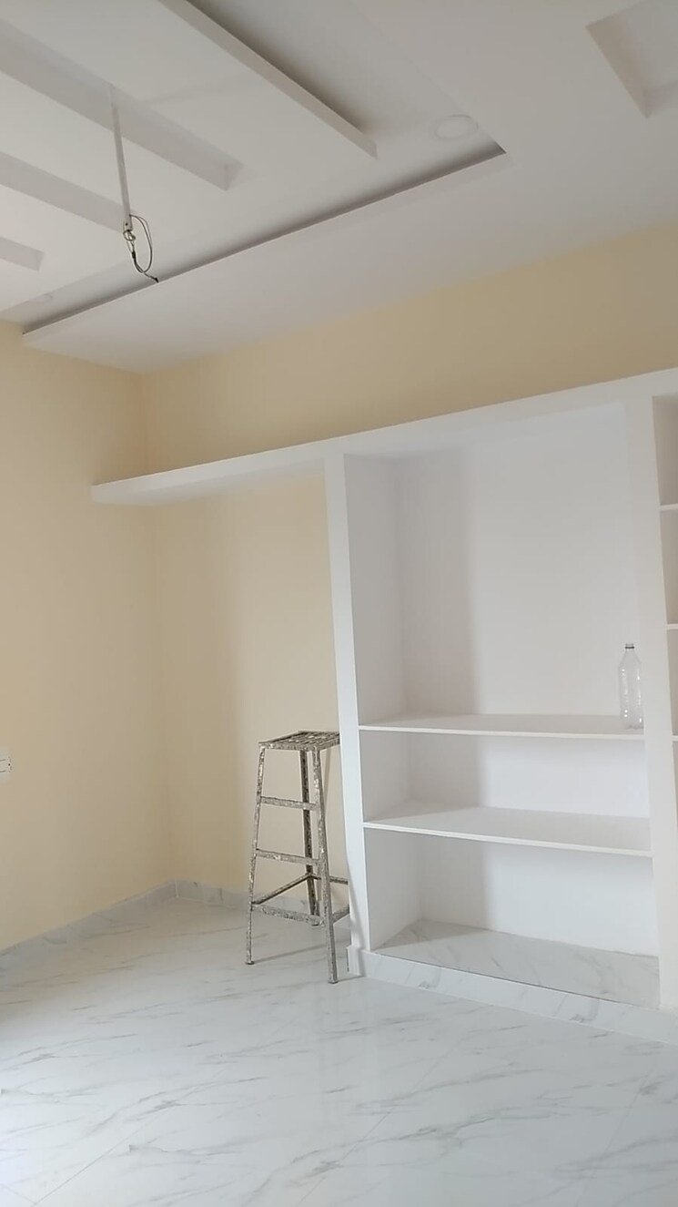 Room, beeramguda 3 Bedroom 1650 Sq.Ft. Apartment In Beeramguda Hyderabad 9330447