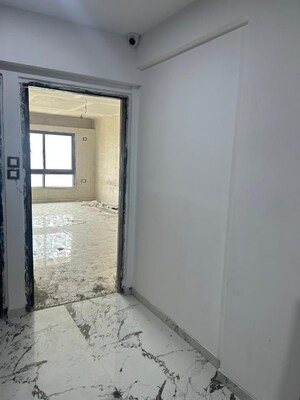 Room in 2.5 BHK Apartment at DVK EL Mejor, Dadar East – for Sale