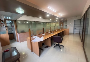 Office Space For Rent in Piramal Tower, Lower Parel