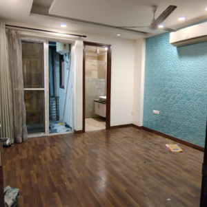Room in 3.5 BHK Builder Floor at Shivalik Colony – for Sale