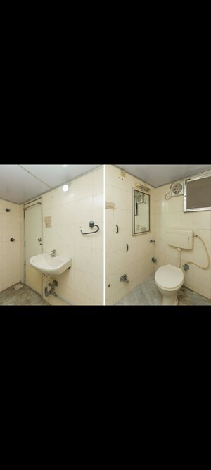 Bathroom in  Pg at Malad West – for Rent
