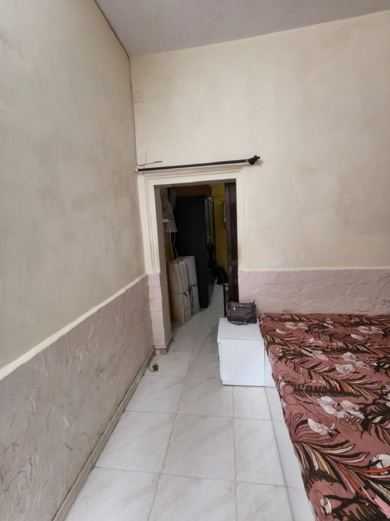 Bedroom, bandra west 1 Bedroom 550 Sq.Ft. Apartment In Bandra West Mumbai 9330661