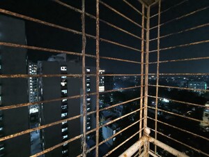 Balcony in 1 RK Apartment at Khar West – for Rent