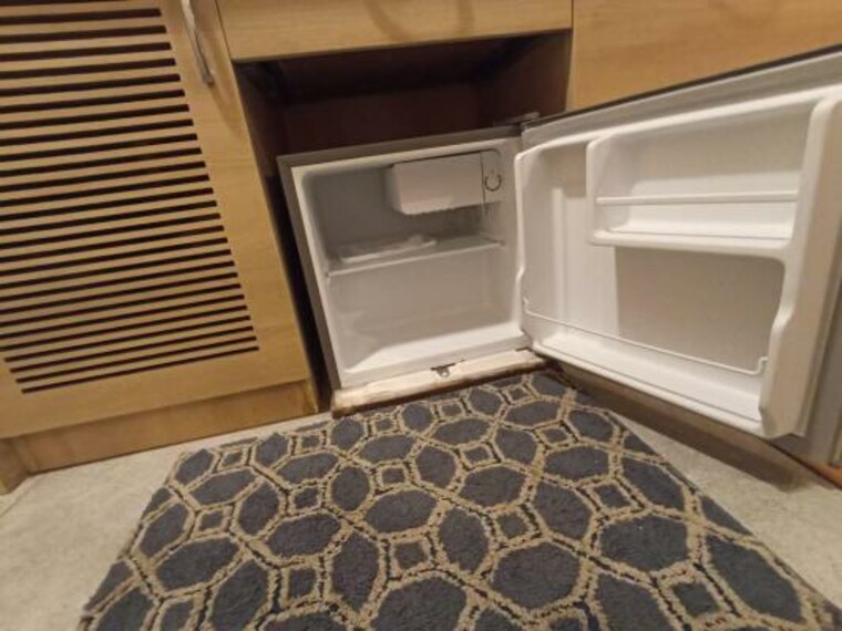 Bathroom, gaur-city-center Studio 640 Sq.Ft. Apartment In Sector 4 Greater Noida Greater Noida 9330680