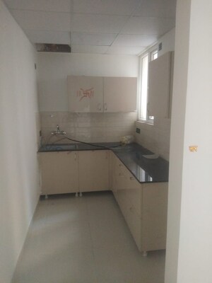 Master Bedroom in 3 BHK Builder Floor at Omaxe Silver Birch, North Mullanpur – for Rent