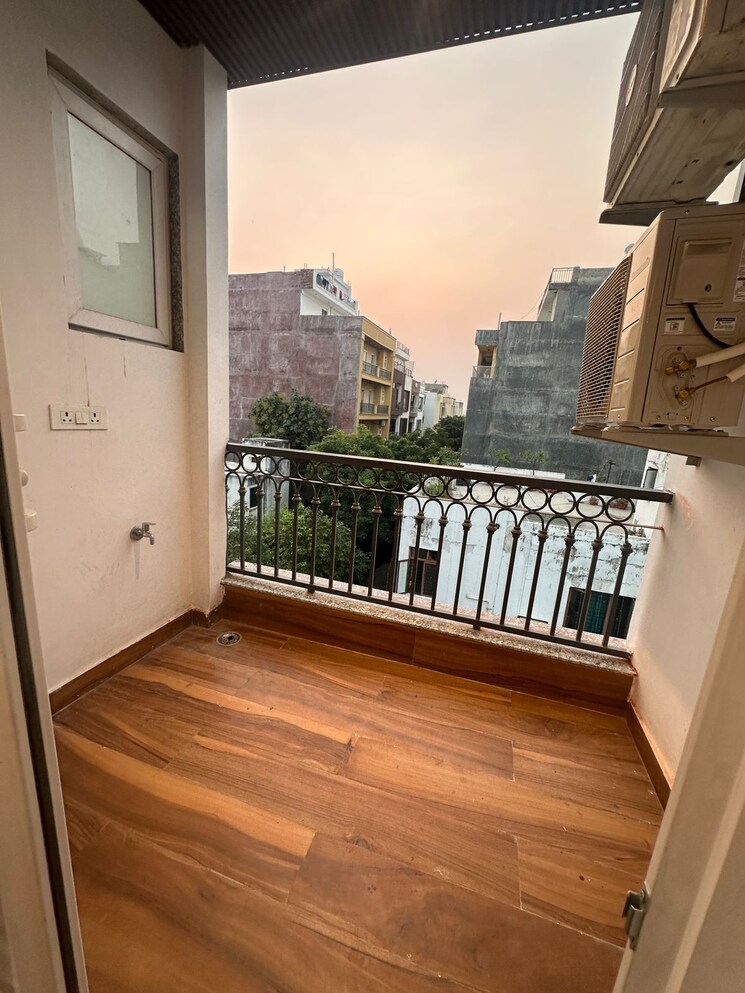 Balcony, saket 2 Bedroom 807 Sq.Ft. Builder Floor In Saket Delhi 9330693