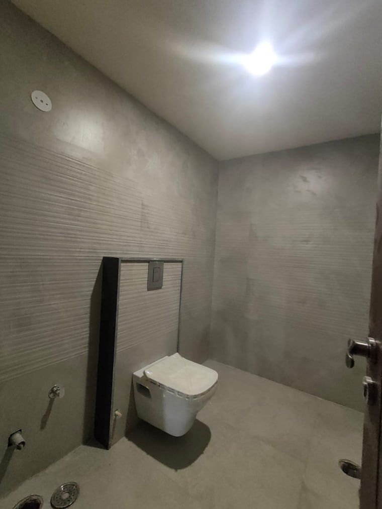 Bathroom, sector 45 2 Bedroom 1235 Sq.Ft. Builder Floor In Sector 45 Gurgaon 9330696