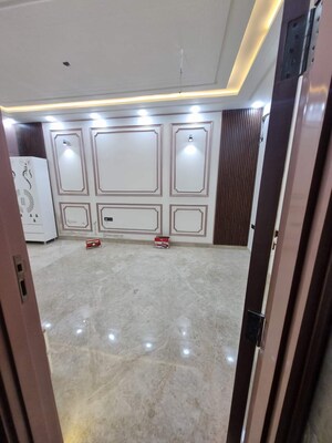 Building Lobby in 2 BHK Builder Floor at Palm Residency Chhatarpur, Chattarpur – for Rent