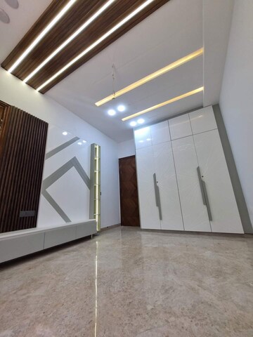 Building Lobby in 2 BHK Builder Floor at Palm Residency Chhatarpur, Chattarpur – for Rent