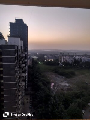 2 BHK Apartment – Exterior View View at Dharti Pressidio, Kandivali West - for Rent