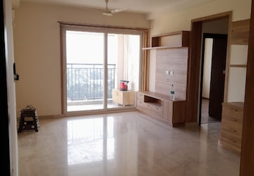 2 BHK Apartment For Rent in Prestige Misty Waters, Hebbal