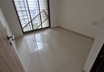 Room in 2 BHK Apartment at Acme Avenue, Kandivali West – for Rent