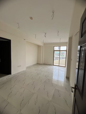 Bathroom in 2 BHK Apartment at Strategic Royal Court, Sector 16 Greater Noida – for Sale