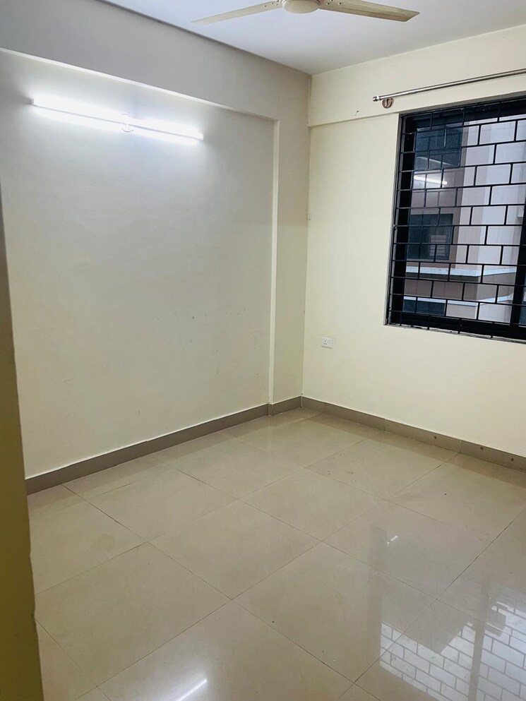 Room, provident-harmony 2.5 Bedroom 1300 Sq.Ft. Apartment In Thanisandra Main Road Bangalore 9330753