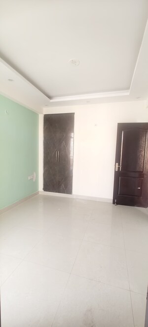 Room in 3 BHK Apartment at ABA Coco County, Sector 10 Greater Noida – for Sale