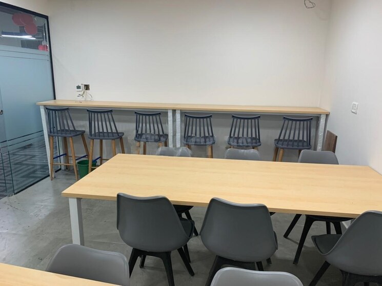 Team Area, wakadewadi Commercial Office Space 6200 Sq.Ft. In Wakadewadi Pune 9330758