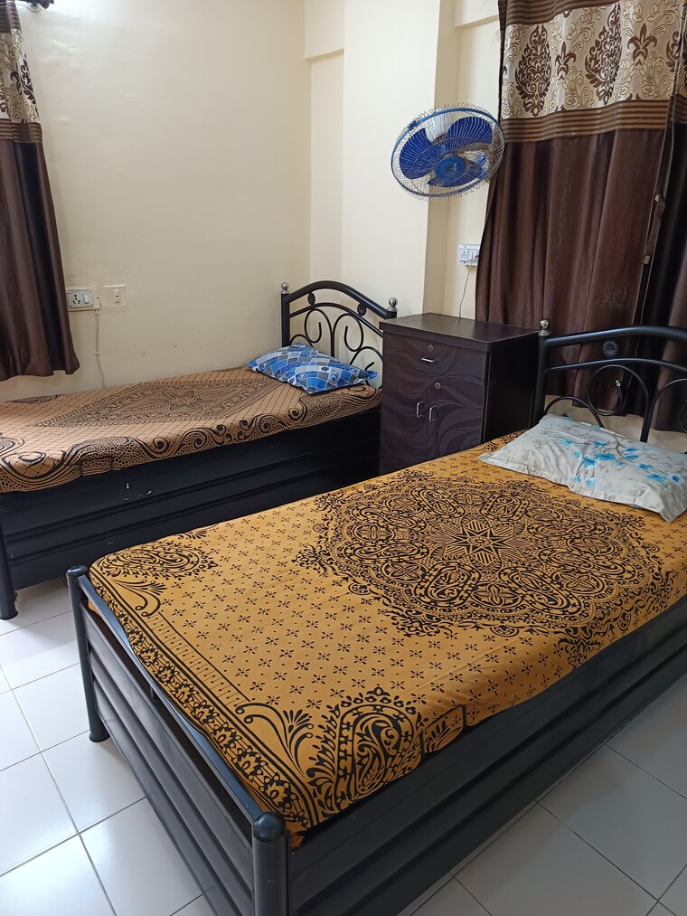 Bedroom, vikhroli west Pg For Boys & Girls In Vikhroli West 9330782