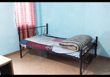 Room in  Pg at Malad West – for Rent