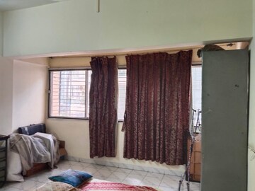Bedroom in 4 BHK Apartment at Ajinkya Apartment, Santacruz West – for Sale