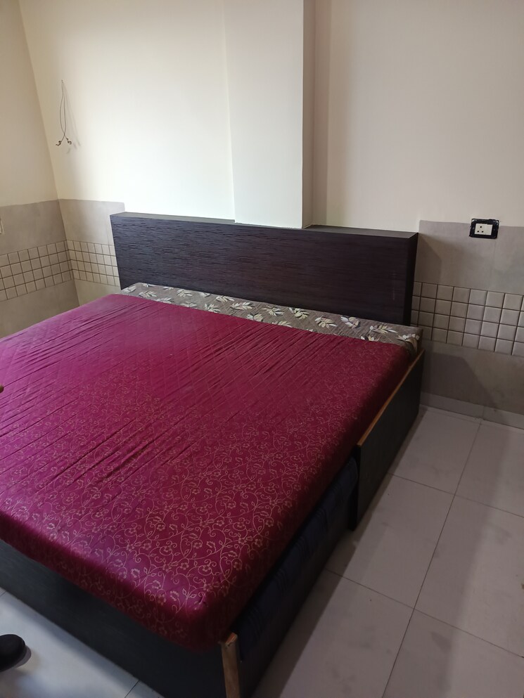 Bedroom, powai Pg For Boys & Girls In Powai 9330863