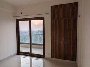 Room in 4 BHK Apartment at Azeagaia Botanica, Vrindavan Yojna – for Rent
