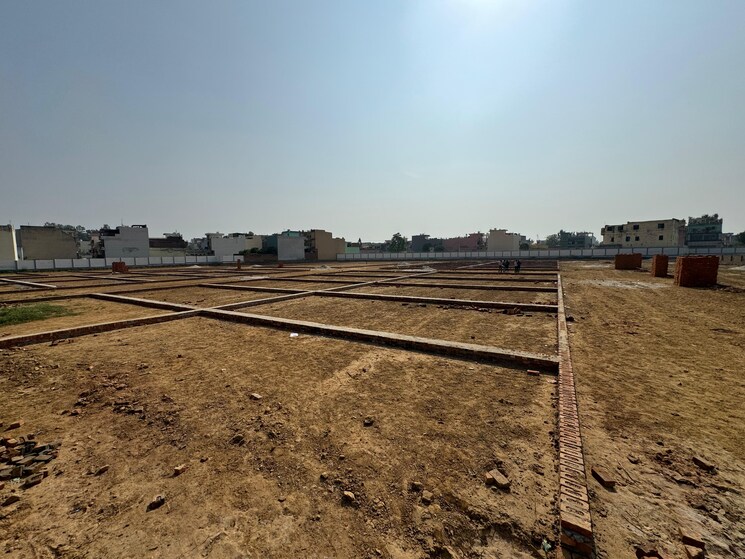 undefined, iit roorkee  1100 Sq.Ft. Plot In Iit Roorkee Roorkee 9330920