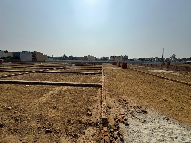 undefined, iit roorkee  1100 Sq.Ft. Plot In Iit Roorkee Roorkee 9330920