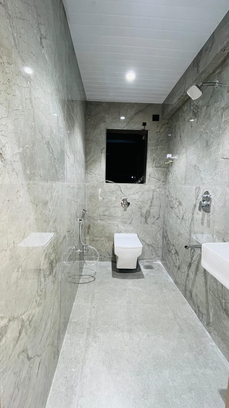 Bathroom, dombivli east 2.5 Bedroom 1160 Sq.Ft. Apartment In Dombivli East Thane 9330939