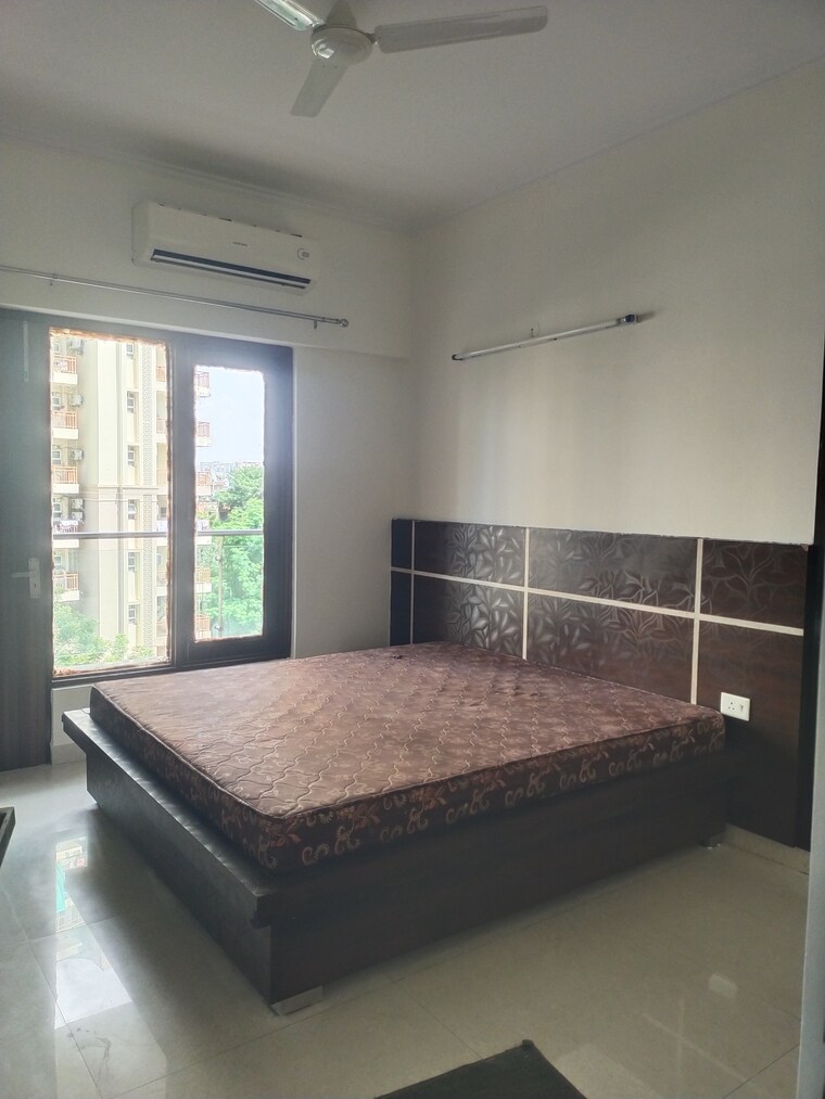 undefined, lord-krishna-apartment 4 Bedroom 3150 Sq.Ft. Apartment In Sector 43 Gurgaon 9330959