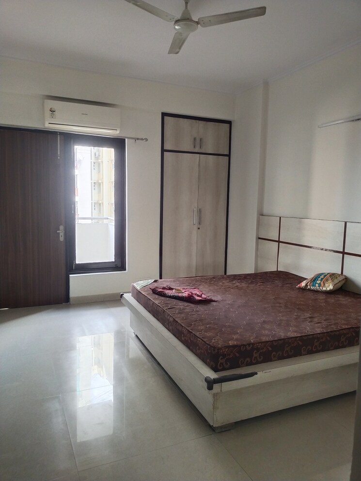 undefined, lord-krishna-apartment 4 Bedroom 3150 Sq.Ft. Apartment In Sector 43 Gurgaon 9330959