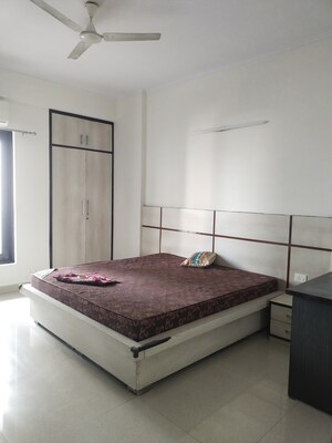 Staircase in 4 BHK Apartment at Lord Krishna Apartment, Sector 43 – for Rent