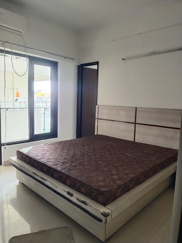 Furnished Amenities in 4 BHK Apartment at Lord Krishna Apartment, Sector 43 – for Rent