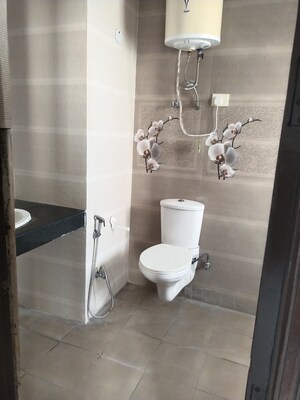 Bathroom in 4 BHK Apartment at Lord Krishna Apartment, Sector 43 – for Rent