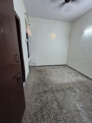  3.5 BHK Apartment at Purvasha Apartments, Patparganj – for Sale