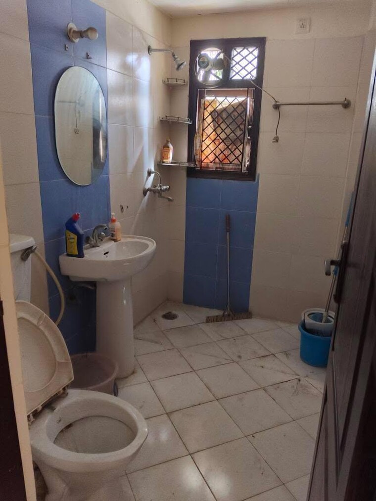 Bathroom, shree-energy-classic-residency 3 Bedroom 1375 Sq.Ft. Apartment In Raj Nagar Extension Ghaziabad 9331016