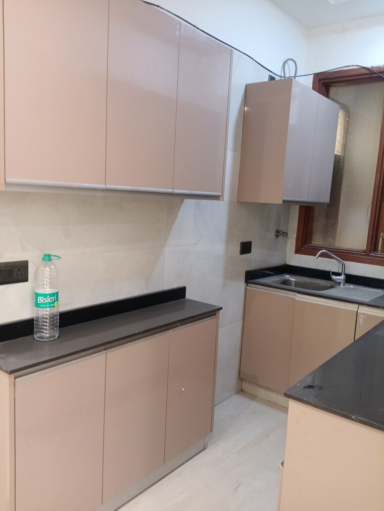 Kitchen, sultanpur 3 Bedroom 1200 Sq.Ft. Builder Floor In Sultanpur Delhi 9331110