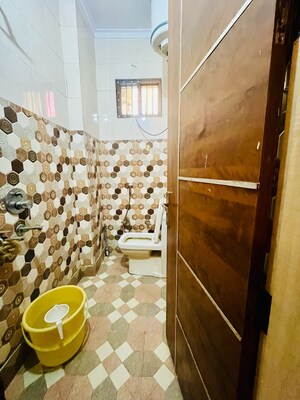 Kitchen in 3 BHK Builder Floor at Dwarka Mor – for Rent