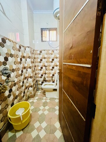 Kitchen in 3 BHK Builder Floor at Dwarka Mor – for Rent