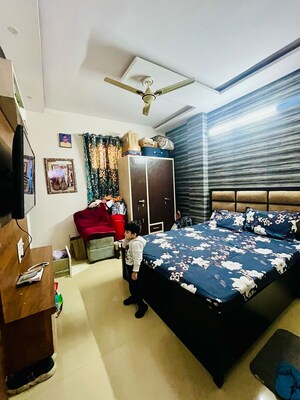 Bedroom in 3 BHK Builder Floor at Dwarka Mor – for Rent