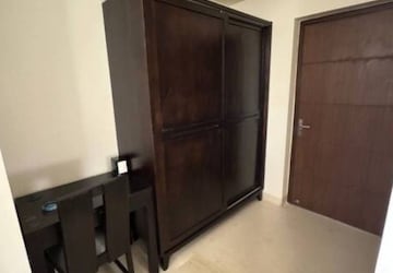Team Area in 3 BHK Apartment at Amolik Sankalp, Sector 85 – for Rent