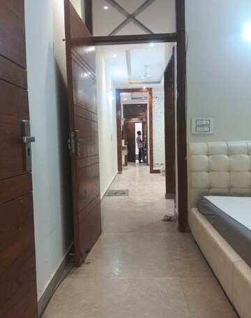 Building Lobby in 2.5 BHK Builder Floor at Kalkaji – for Rent