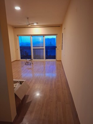 Room in 3 BHK Apartment at Vaswani Pinnacle, Whitefield – for Sale